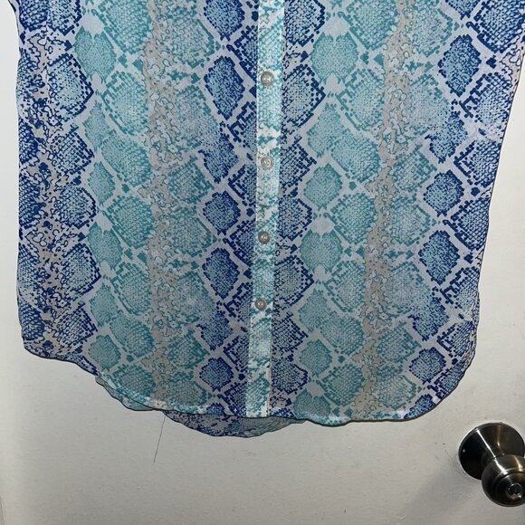 New York & Company Animal Print Sheer Sleeveless Top Blouse  Size Small - Picture 4 of 8